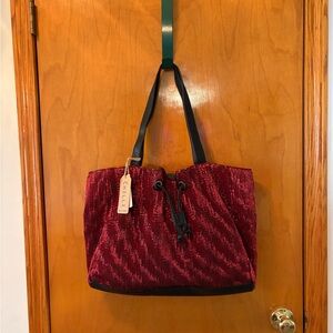 New ChillX by Le Miel Red and Black Sequin Tote Bag Purse